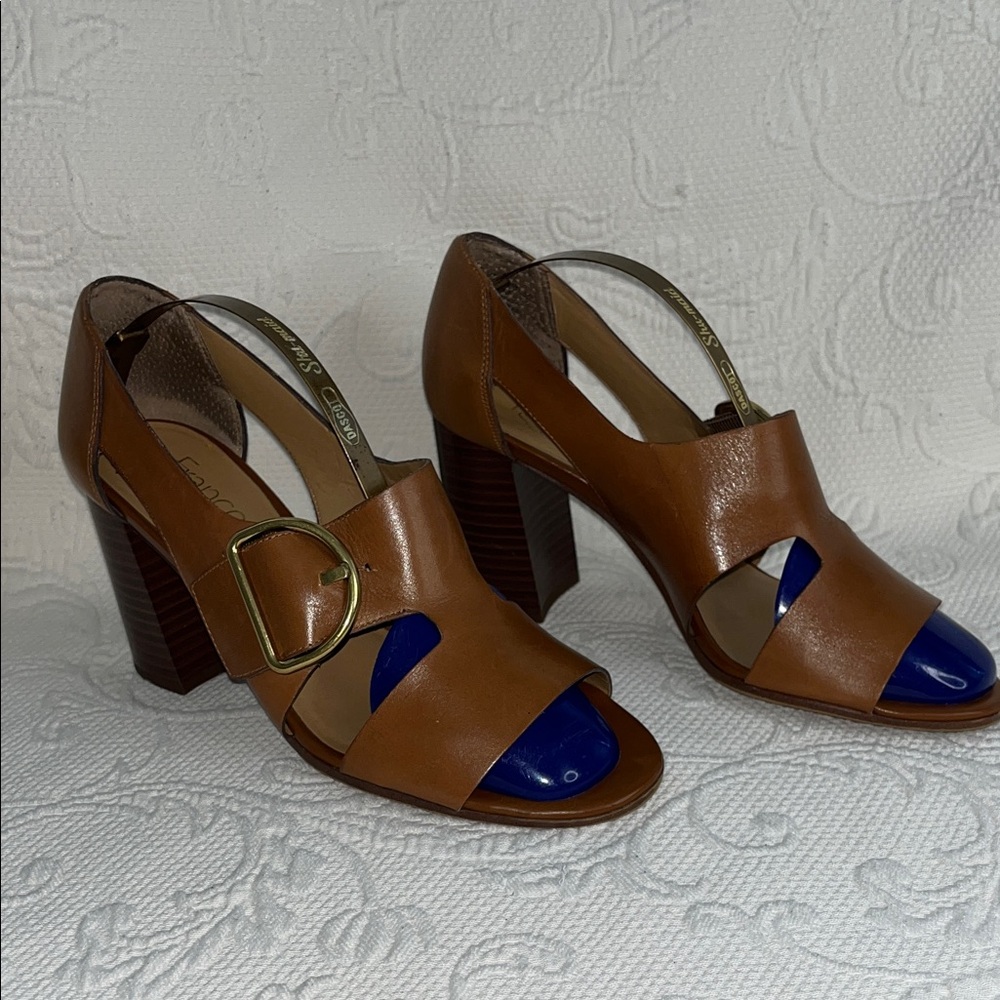 Franco Sartp Tan Leather Block Heel. Gold buckle. Work special Occasion. Comfort